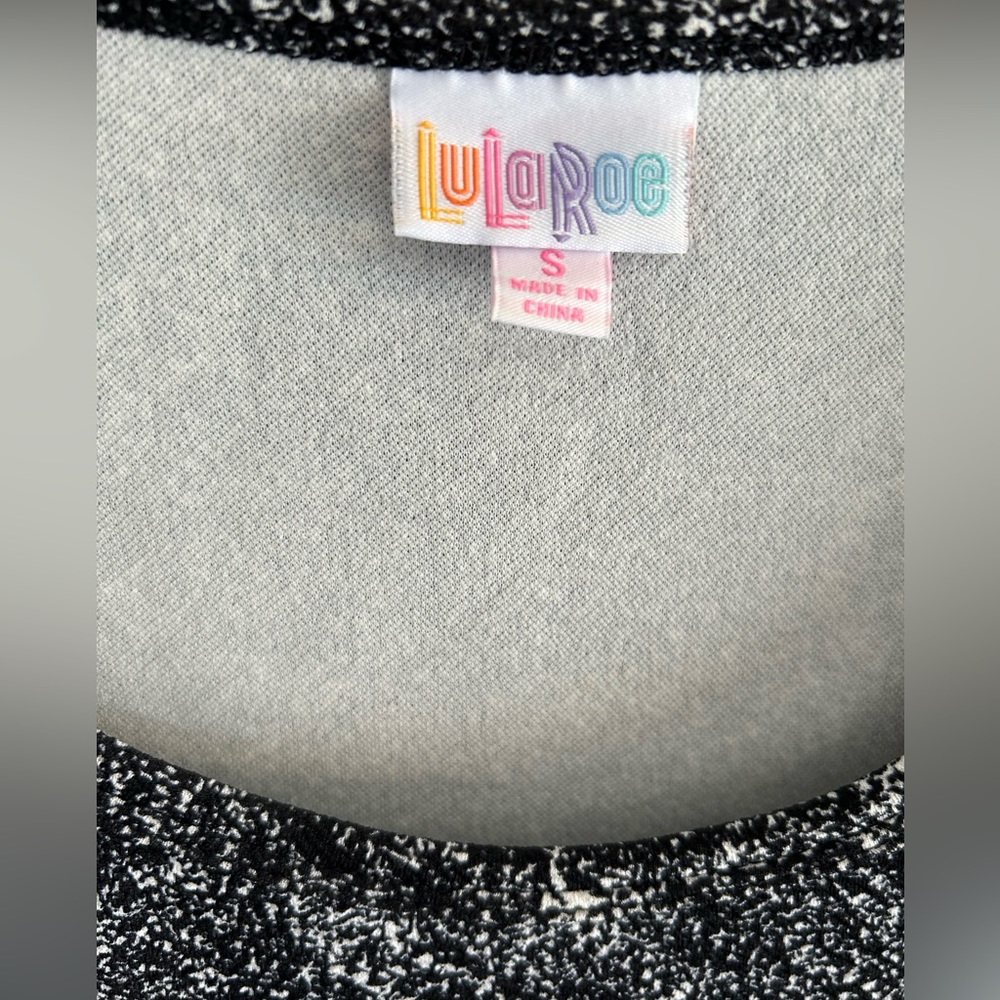 LulaRoe Nicole Dress - Picture 4 of 4